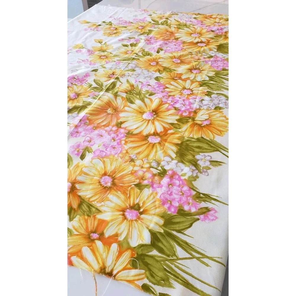 Vintage Flower Power Fabric 1.5 yds x 44w Yellow Daisies Pink Flowers